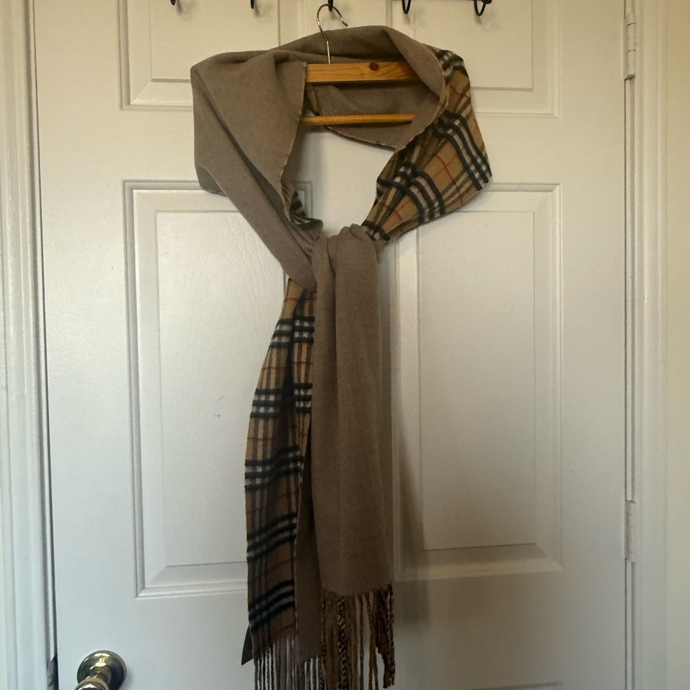 Burberry Tan and Black Checkered Scarf - Picture 10 of 12
